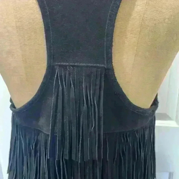 True Religion Leather Fringe 3 Tier, Excellent Condition, Size Medium Super Cool - Picture 9 of 15